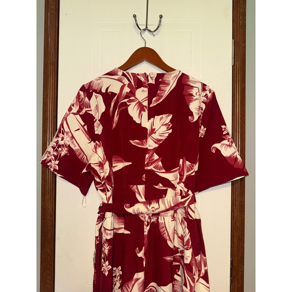 NWT Lena Short-Sleeve Surplice Jumpsuit Size 24 - Picture 11 of 14